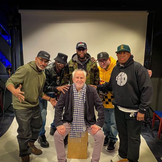 DJAYTIGER's tweet photo. 🎹 LEGENDS ONLY. Bob James surrounded by Large Professor, Statik Selektah, DJ Premier, Pete Rock & Talib Kweli. Producers + one of the dopest emcees ever — hip-hop history in a single frame. 🙏 #BobJames #DJPremier #PeteRock #LargeProfessor #StatikSelektah #TalibKweli #HipHop https://t.co/gZgygeoXYJ