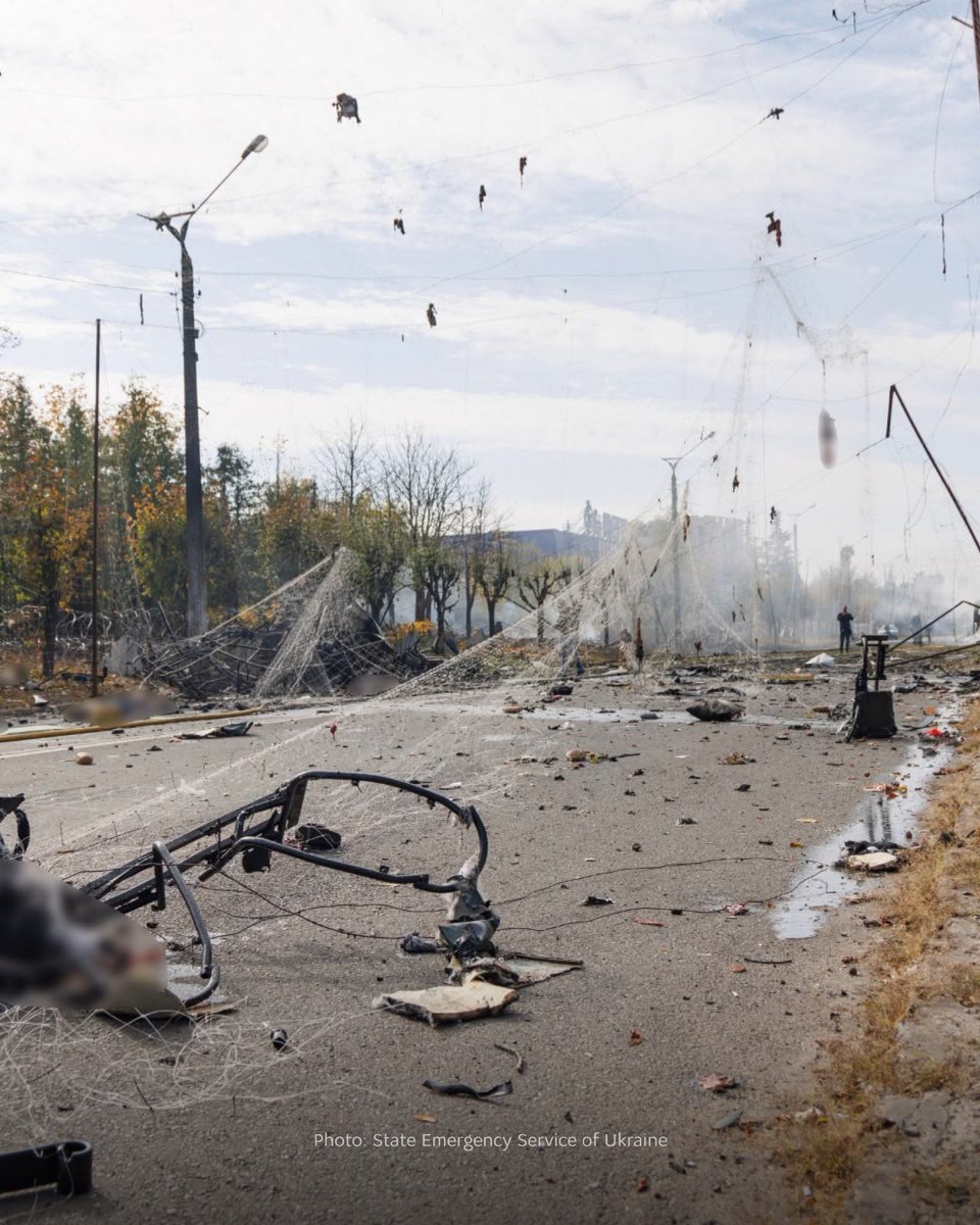 MFA_Ukraine's tweet photo. In Kramatorsk, Donetsk region, a Russian strike on a passenger bus killed 30 people. In the village of Bilenke, part of the Kramatorsk community, three more people were killed today in Russian attack.

The search-and-rescue operation in Pryluky, Chernihiv region, was also completed following Russia’s missile strike on a five-storey residential building yesterday, which killed 22 people.

Moscow continues to escalate its terror against civilians, striking wherever people are. Unless pressure on Russia is increased, these atrocities will not stop. We call on international partners to support Ukraine’s defence and step up sanctions against Russia.