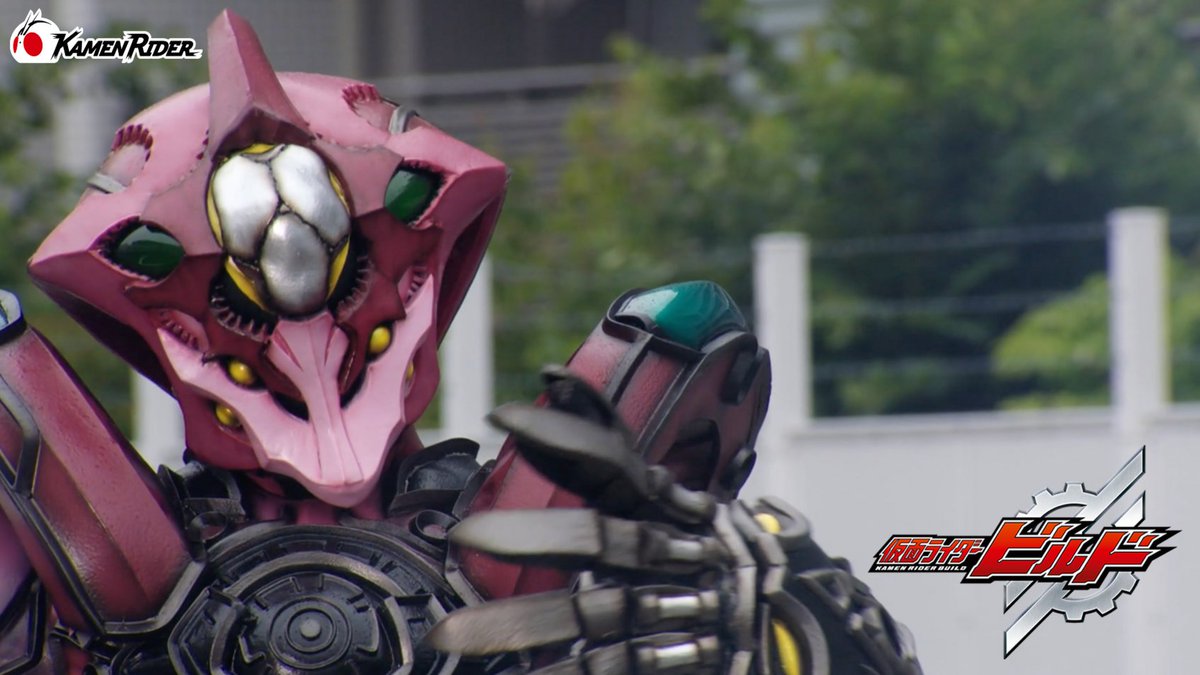 HKR20_official's tweet photo. ◥ 仮面ライダー 公式チャンネル ◤

【動く仮面ライダー図鑑】
エボルト
（怪人態）（『#仮面ライダービルド』ep45より） https://t.co/IlEj2eIOdj