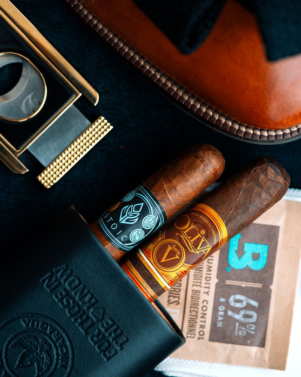 BovedaInc's tweet photo. 🏈 Tailgate travel? Pre-game your cigars with Boveda for an unbeatable smoke every time. 

 #TailgateParty #GameDayVibes #CigarLife #Boveda #LoveYourCigars https://t.co/HWXSTTQIDZ
