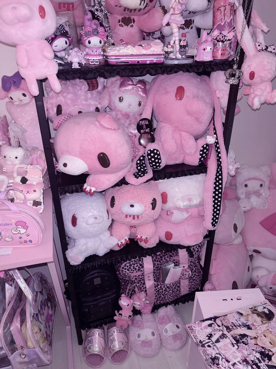 22194nx's tweet photo. グルーミーと汎用うさぎ(ｐω＜)🎀♥︎ https://t.co/yUunCZXLXH