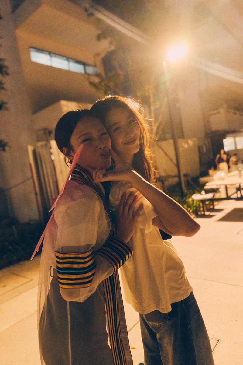 nepjuneys tweet picture