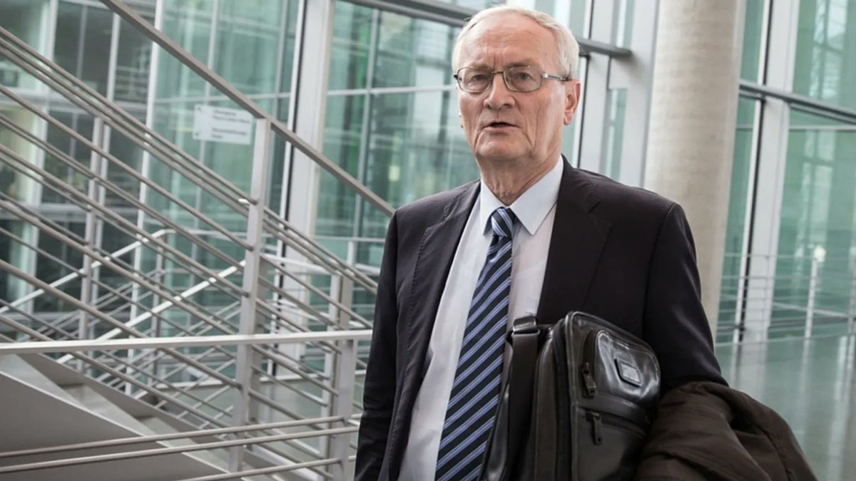 RT by @mikenov: Germany’s former intelligence chief August Hanning is under investigation over suspected links to Chinese intelligence. Investigators are examining whether Hanning shared sensitive information with Chinese Major General Wang Jianzheng, a former military attaché in Germany. The two maintained contacts for years, including meetings in China and involvement in joint projects. Hanning and his former office manager were arrested on October 6. Prosecutors allege the aide supplied Hanning with nearly 2,000 internal BND documents, many classified, which he could use for his private consulting business. Hanning is also suspected of preparing an intelligence analysis for an Azerbaijani