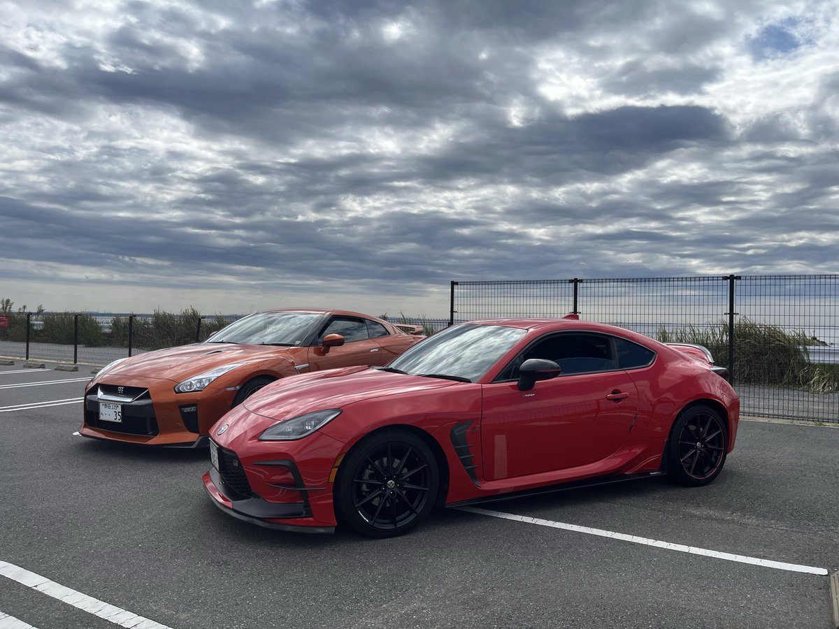 funafunafuu2's tweet photo. 母親と
#GTR
#GR86 https://t.co/H8tMNxorp1
