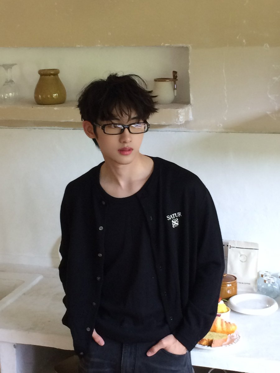 soonyunqi tweet picture