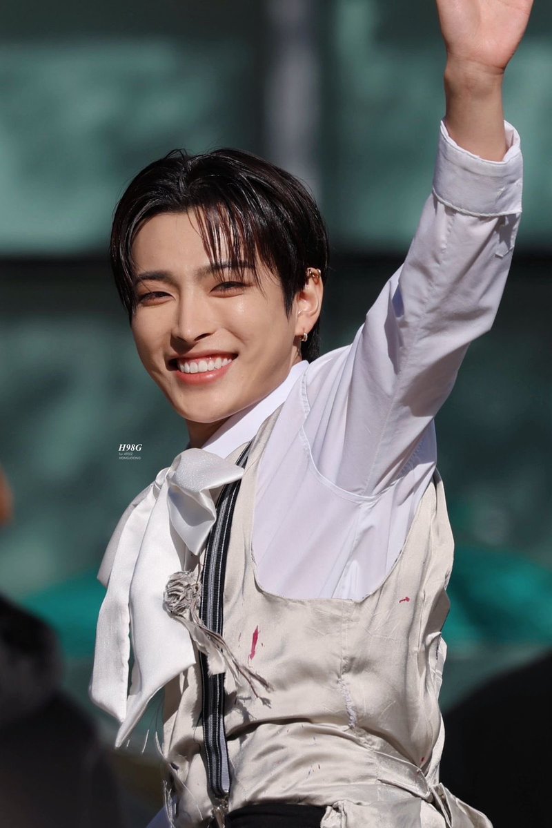 hongjjuni117's tweet photo. 🐿️🧊 https://t.co/d2NEfvfh3U