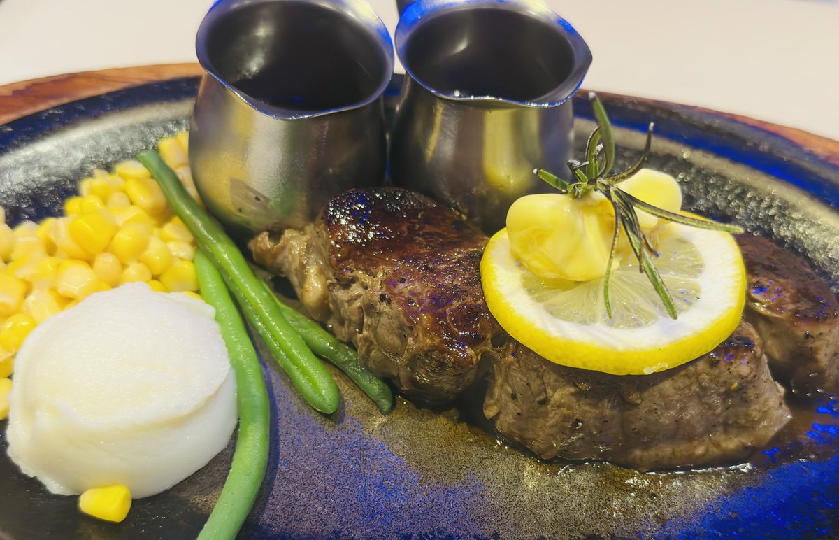 Deluta_IV's tweet photo. 友達とお肉食べてきたよ🍖 https://t.co/7F0xX4Nrgc