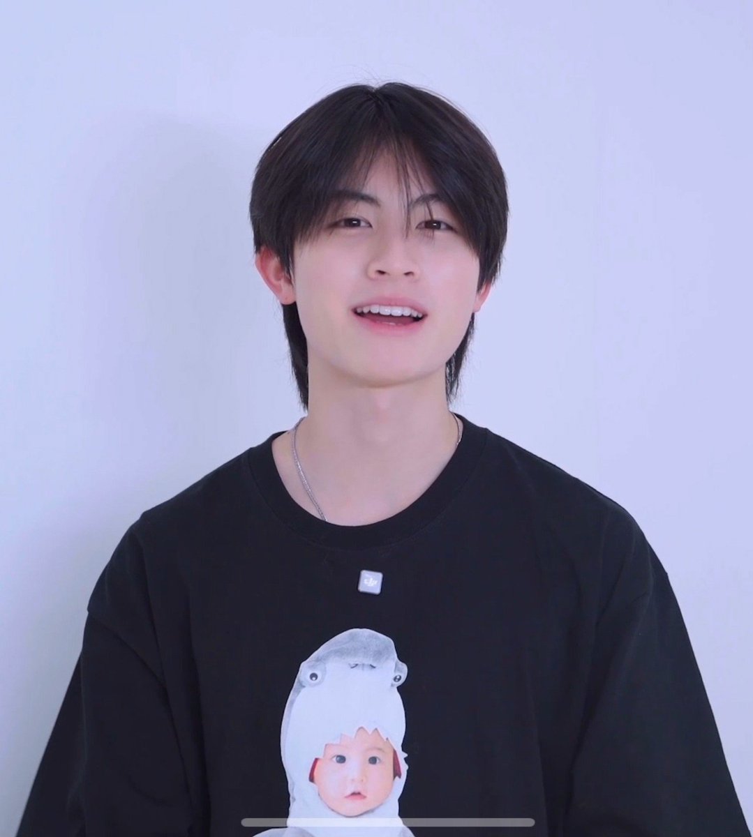 itsmewiiwww's tweet photo. เสื้อคู่นิ่นาาา  พร้อมเจอแน้วครับบ 🩷🩵

#PHUTATCHAI 
#AAashirakorn 
#SONRAYSHOWCASE2026 https://t.co/MVAXM5raIv