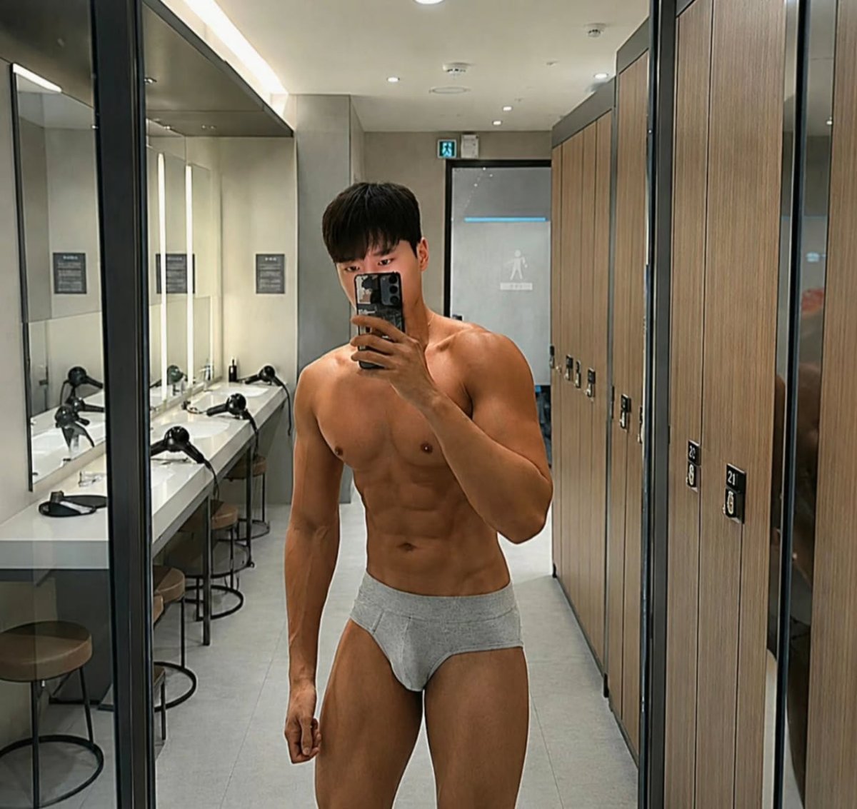 jochombee's tweet photo. 뽀득뽀득 씻고 즐거운 휴일 보내기 😁 https://t.co/9N7TYDSjt6