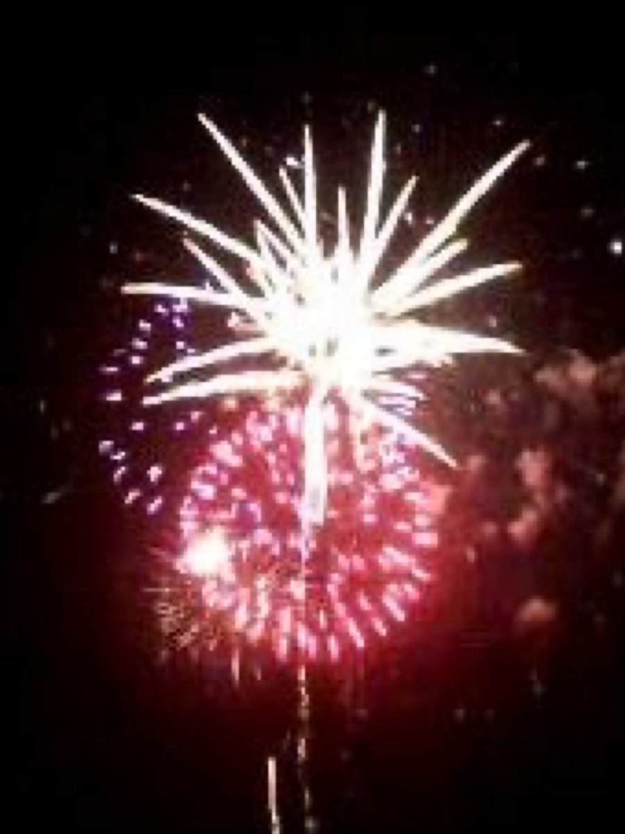 palmerdebra's tweet photo. #ThrowbackThursday #FourthOfJuly #AmericaMemories #LifeReflections https://t.co/0DWV5t60CE
