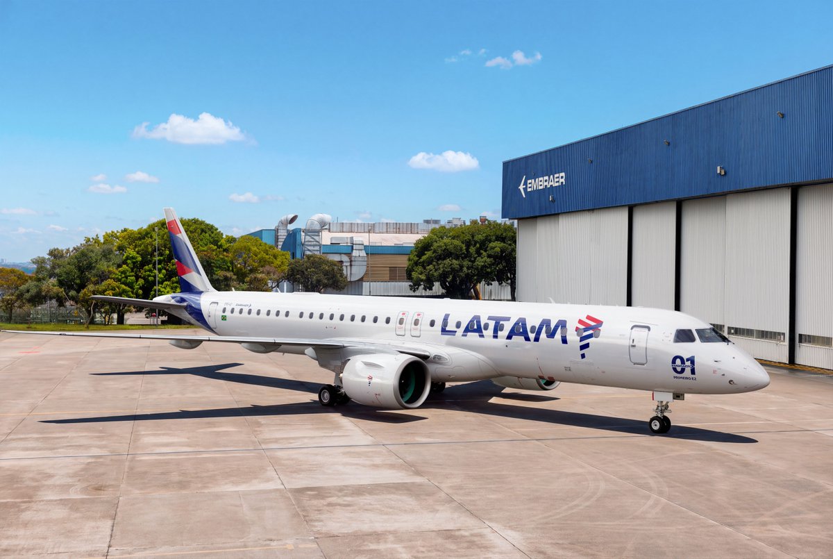 embraer's tweet photo. NEWS | @LATAMAirlines Brazil and Embraer celebrate the airline's first-ever E195-E2. Read full news: https://t.co/Xw0KOqjPBa https://t.co/f99bHd4H4g
