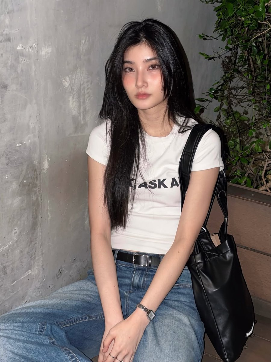 depotMABLE's tweet photo. @TUKANGxGALON Halo, saya Gendis Diajeng Prameswari sebagai Mable Siriwalee ingin membuka depot galon disini. https://t.co/kbF7zk4rub