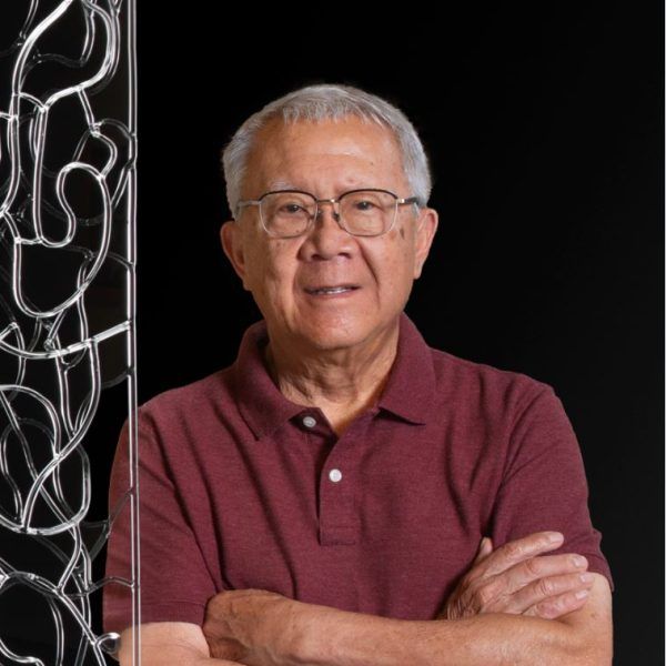 FreshWaterCLE's tweet photo. What can glass do when it’s stripped down to line, light, and form? 👀

Cleveland artist and @cleinstituteart professor emeritus Brent Kee Young explores that question in “A Concept in Flux: The Matrix Series Light • Line • Form • Glass,” now on view at @TheSculptureCenter.

Inspired by everything from exposed tree roots to the steel rebar of a demolished building, Young’s intricate glass forms challenge our perceptions of space, volume, light, and even the fragility of glass.

Read more about Young’s fascinating work and the possibilities he sees in glass. The exhibit is on view through Oct. 31. 

https://t.co/dZ2w5RNstv