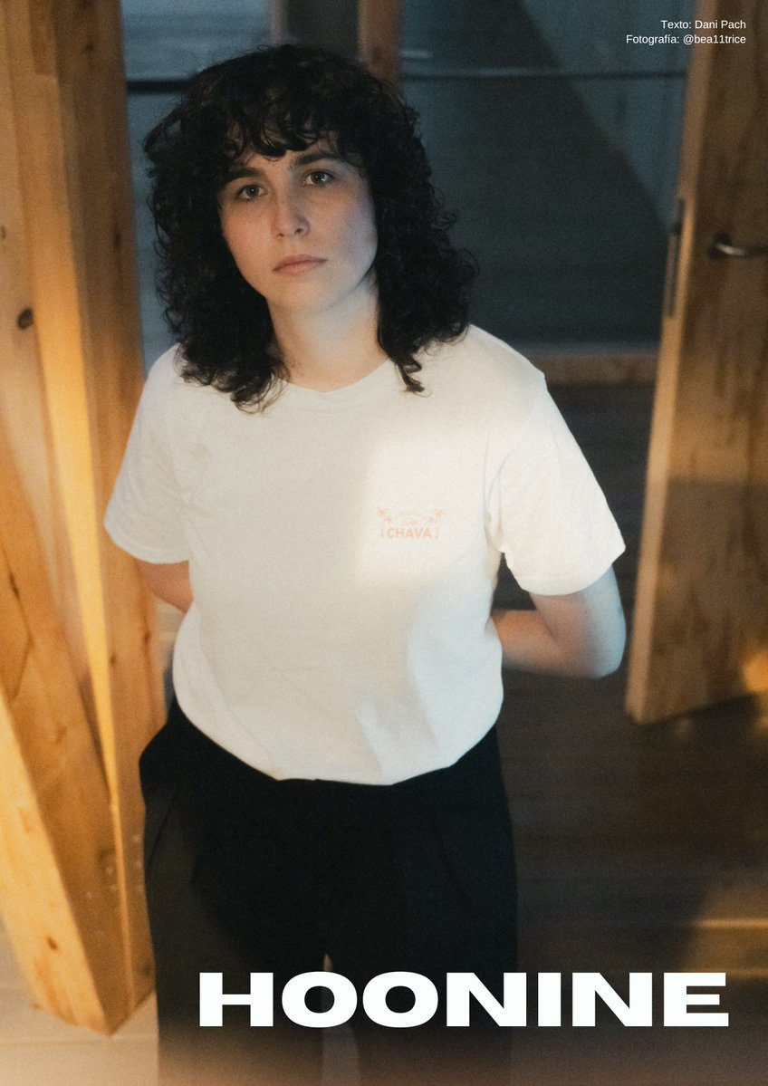 revistasoldout's tweet photo. #Entrevista ☕ @HOONINE_: «Todo lo que me ha pasado estos meses es algo que llevaba buscando mucho tiempo».

📷 @bea11trice
✒️ @danipach__
https://t.co/bU86OTx33d https://t.co/A7H8fb2qdR