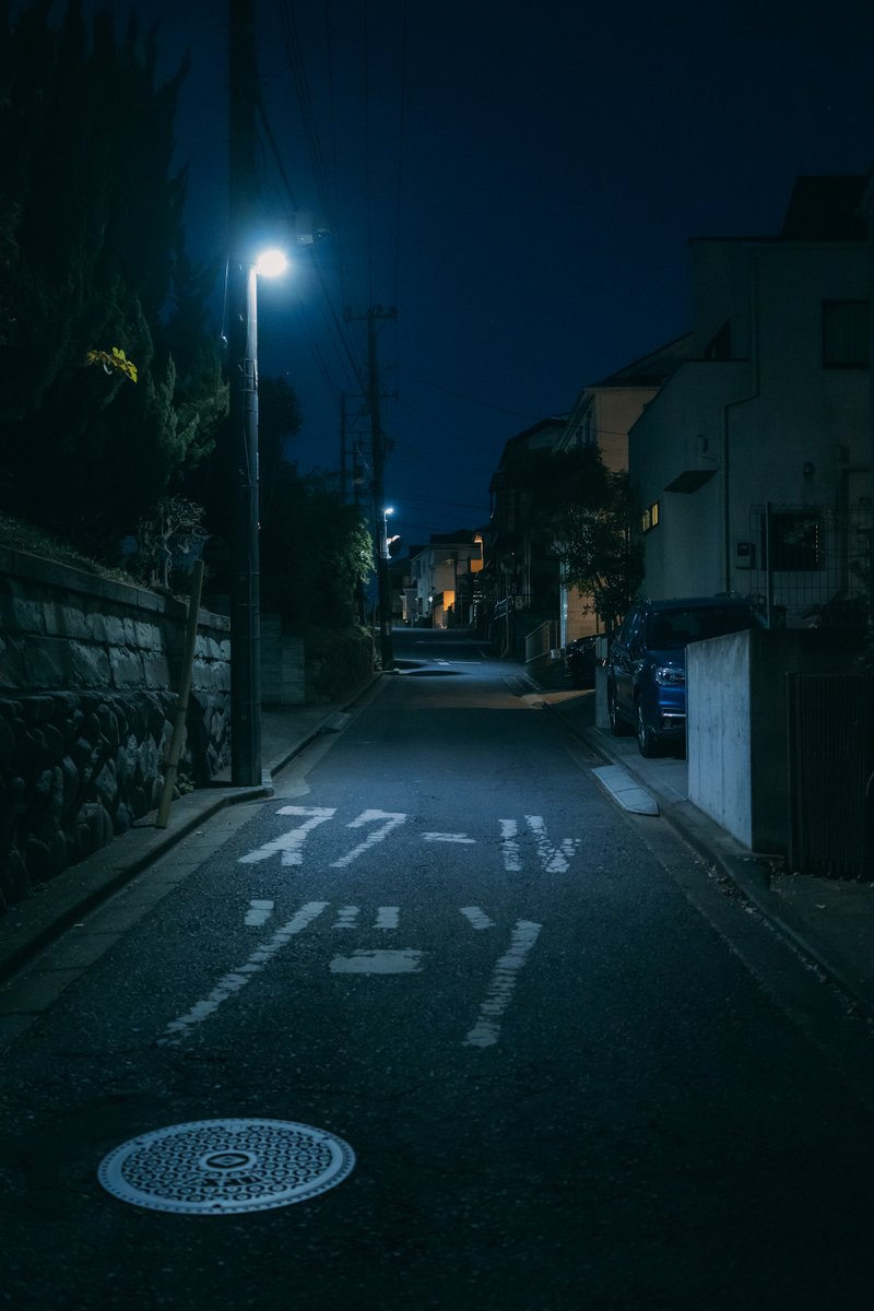 imari33_photo's tweet photo. Late night vibes in Japan https://t.co/hwk5Qndx2o