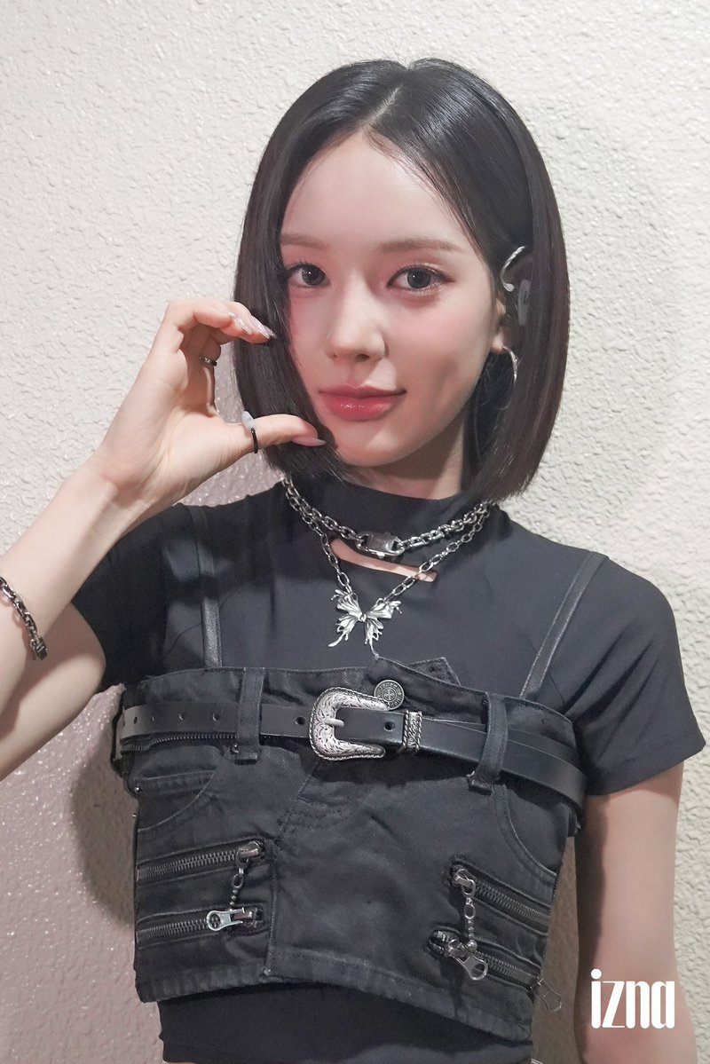rsrpics's tweet photo. [261008] 📸🐶 #유사랑 

izna Concert Tour: WHO DAT GIRL? in SEOUL Behind Photo https://t.co/oBwiDaTIDq