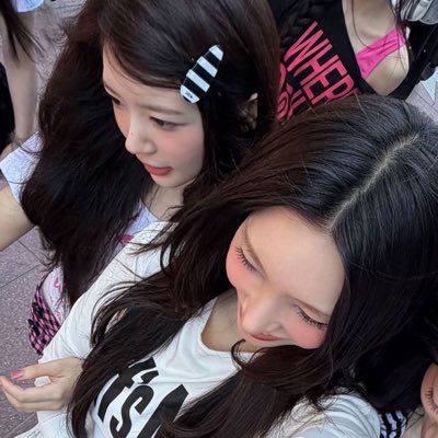 runasspacebuns's tweet photo. #NewProfilePic yukaz stocks up by 1000% ilysm hbd moka https://t.co/Cc6dlkcy3Z