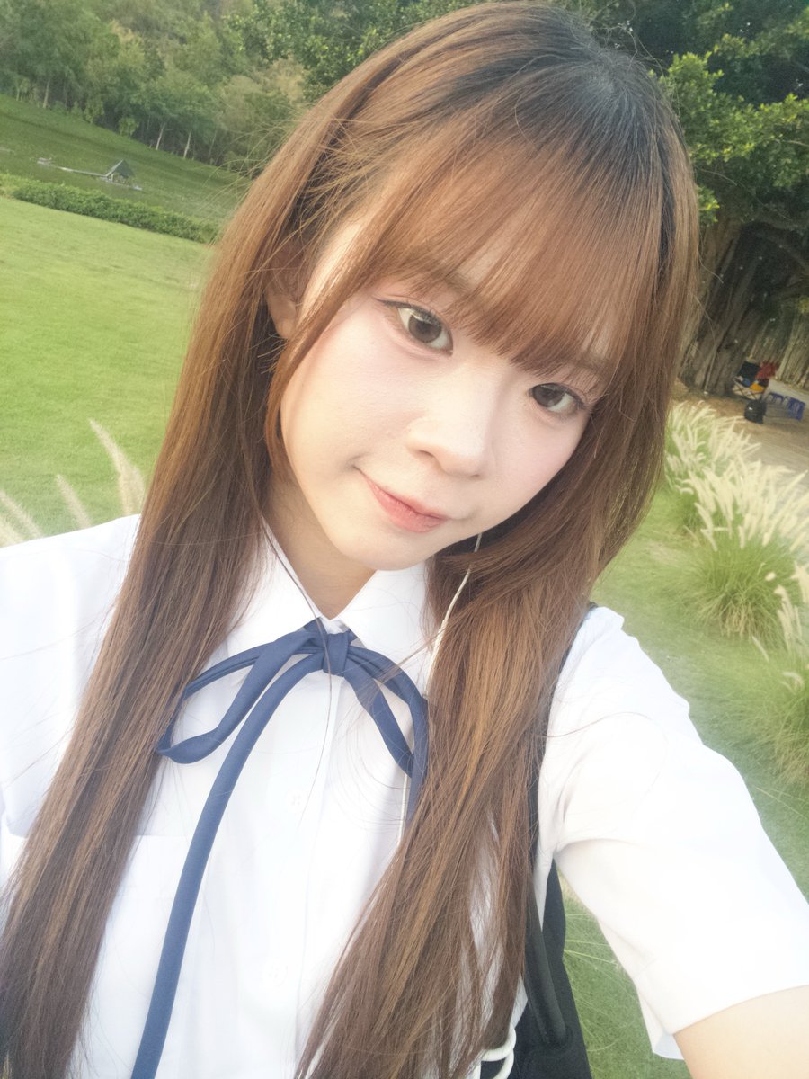 KwanIsMyBabyaus's tweet photo. ปากน้องขวัญเวลายิ้มจะเป็น :3 จริง ๆ นะ น้องคือชินนาม่อนตัวจริงเลยอะ

#KwanCGM48 https://t.co/Srd8lks5b7