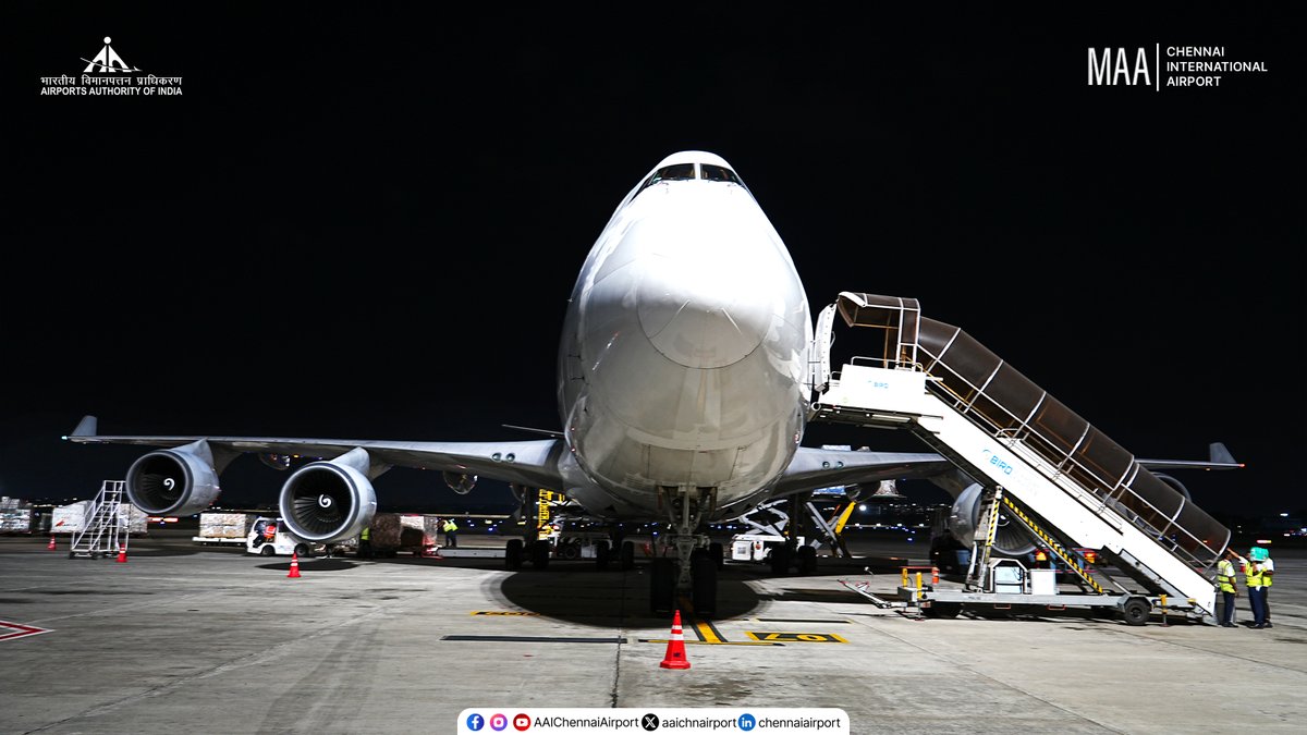 aaichnairport's tweet photo. Under the Chennai night sky, Network Aviation’s Boeing 747, operated by Air Atlanta Icelandic, is on the ground for its cargo stop, with freight being loaded and unloaded before the next sector.

Arriving from Hanoi and heading onward to Hong Kong, the Queen of the Skies offers a glimpse into the international cargo movements connecting Chennai with destinations across the region through #ChennaiAirport.

#ChennaiAirport #AirCargo #Boeing747 #Freighter #Aviation #Chennai #CargoFlight #MAAshots #Boeing 

@MoCA_GoI | @AAI_Official