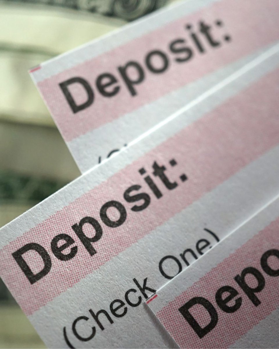 KansasCityFed's tweet photo. ⚖️ New legislation broadens community banks' reciprocal deposit reporting guidelines. https://t.co/hcGmk6tI4Y https://t.co/w2vFZmHVSN