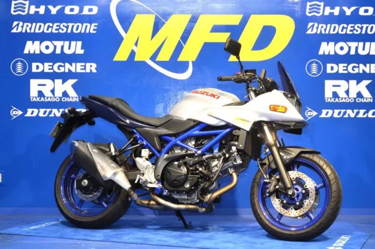 PutiMotor's tweet photo. スズキ SV650X ABSとGSX250Rを、MFDモトフィールドドッカーズグループがカタナスタイルにカスタマイズ！

ベースにスズキのSV650X ABSを使用した『MFD650KATANA』と、GSX250Rをベースとした『MFD250KATANA』をラインナップ。

完成されたコンプリートモデルを選ぶだけでなく、好みのパーツを組み合わせたり、仕様について相談したりしながら、自分だけのカスタムバイクへ仕上げていくことも可能。

https://t.co/uQfE4glx1Z