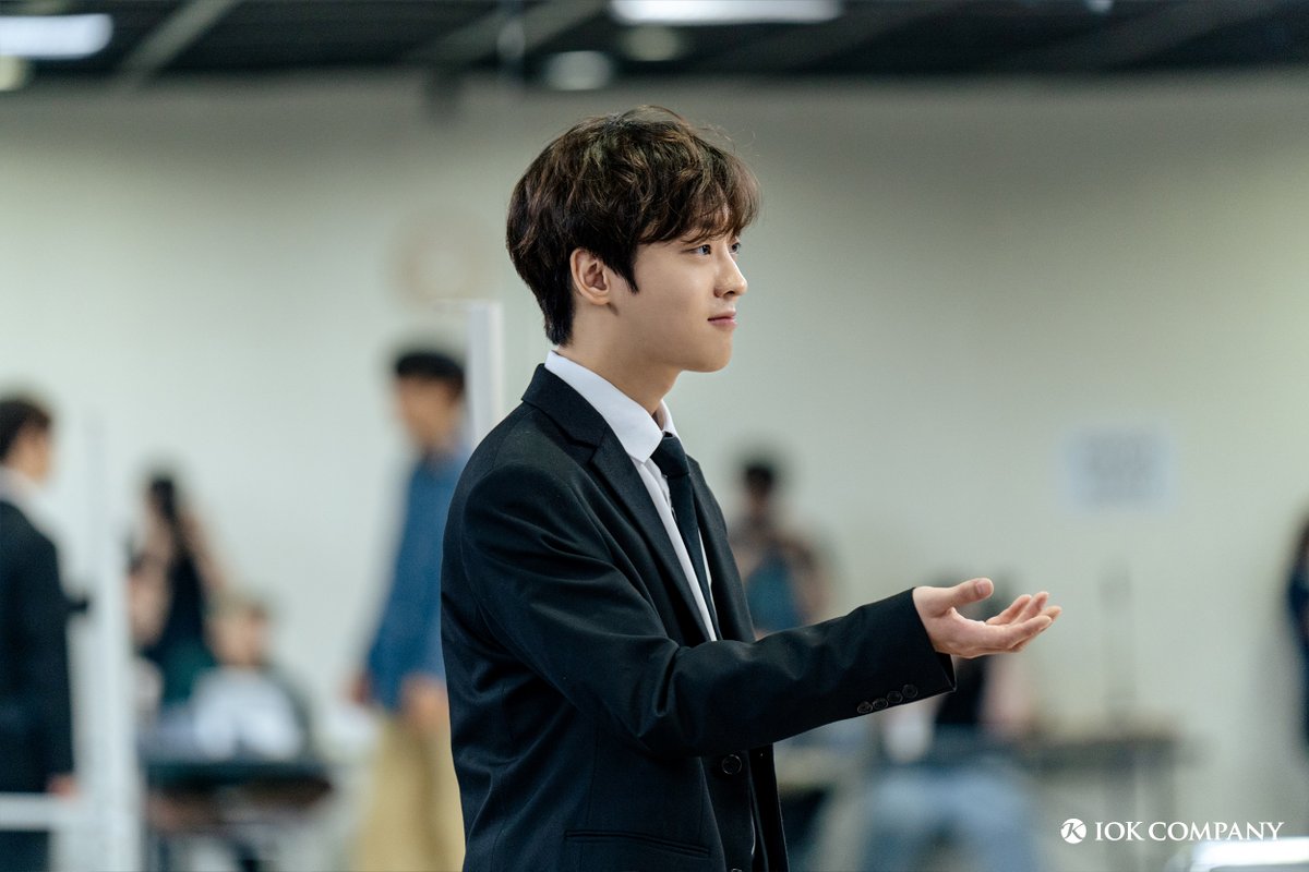jyjltv8296's tweet photo. 하찮은
인생이란
없어요
당신의 삶은
고귀하며
존재 자체로
빛이나요
#이태빈 #LEETAEVIN
#오늘도사랑해 #언제나응원해 https://t.co/wAdWCqjqlU