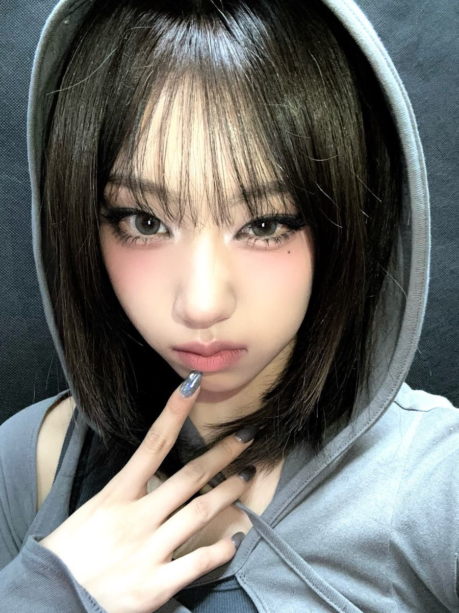 pureluvton's tweet photo. 요즘 최정은이 넘 좋음이,..👩🏻‍❤️‍💋‍👩🏻💕 https://t.co/6VcyLxQJhy