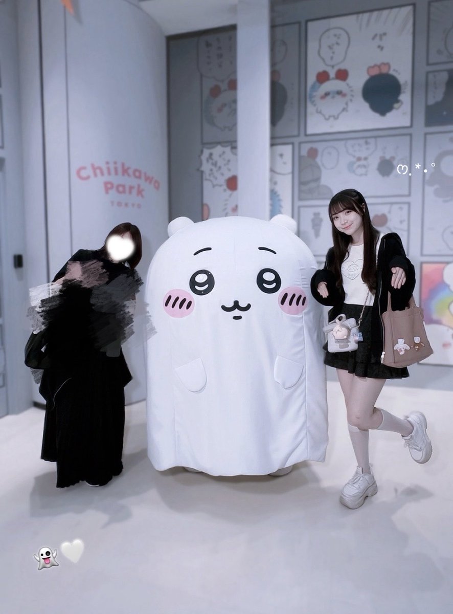 rina_melty's tweet photo. お母さんとちい活したんだけど、お母さんなんかちいさくてかわいいやつ(ちいかわ)すぎるな…… https://t.co/dyeXxCyGVm