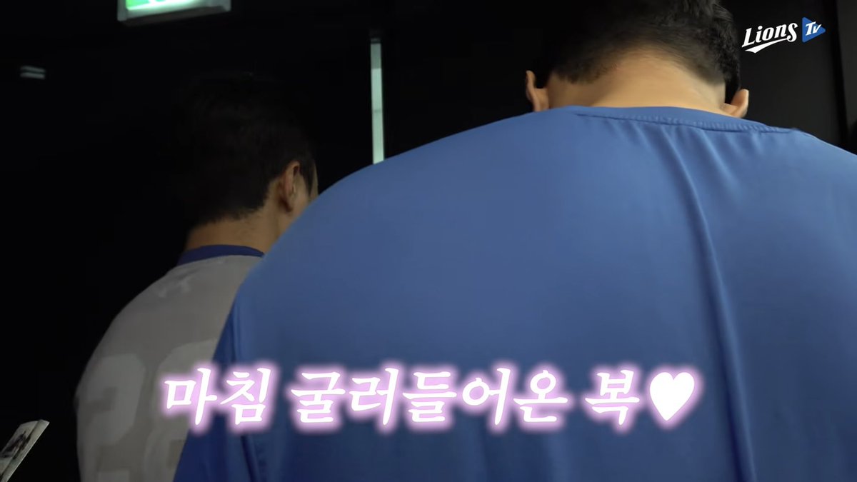 deojions's tweet photo. 아니 이거 진짜야? https://t.co/51Z0RqqXTB
