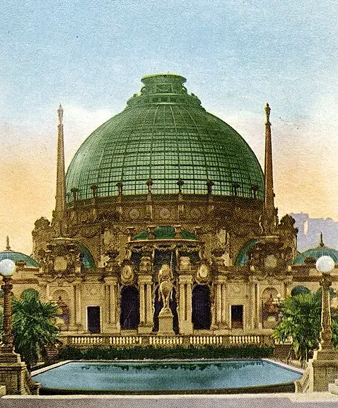 andreas_nigbur's tweet photo. Here is just a small fraction of the buildings in the USA that were no longer needed and were therefore demolished.

Image 1 Singer Building (New York City)
It was demolished in 1968 and remains one of the tallest buildings in the world ever to be intentionally dismantled.

Image 2 Pennsylvania Station (The historic "Penn Station" in New York City)
The monumental above-ground station complex was demolished in 1963. The current railway tracks are located entirely underground (beneath Madison Square Garden).

Image 3 (Horticulture Building at the World’s Columbian Exposition in Chicago)
Like almost all the pavilions at the World’s Fair of that time, it was dismantled or destroyed after the exhibition ended.

Image 4 Marlborough-Blenheim Hotel (Atlantic City, New Jersey)
The iconic hotel (the Blenheim wing visible in the image was once the largest reinforced concrete building in the world) was demolished by implosion in 1978–1979 to make way for modern casino hotels.