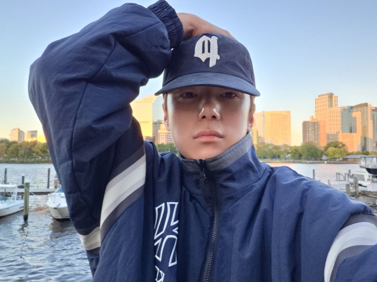 MONSTAXBASE tweet picture