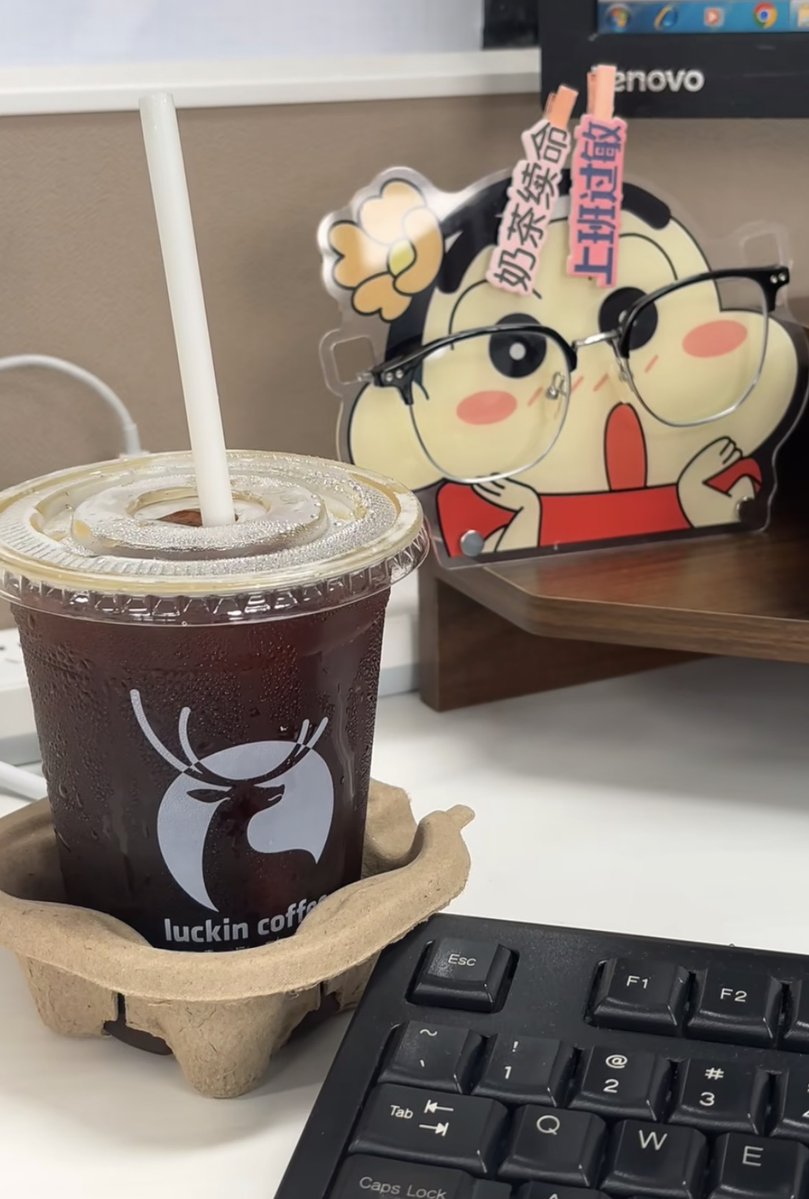 JR32FD's tweet photo. 马上下班了 晚上有没有一起出来do的啊，点赞私信优先！ #长沙 https://t.co/2s44kL52R7