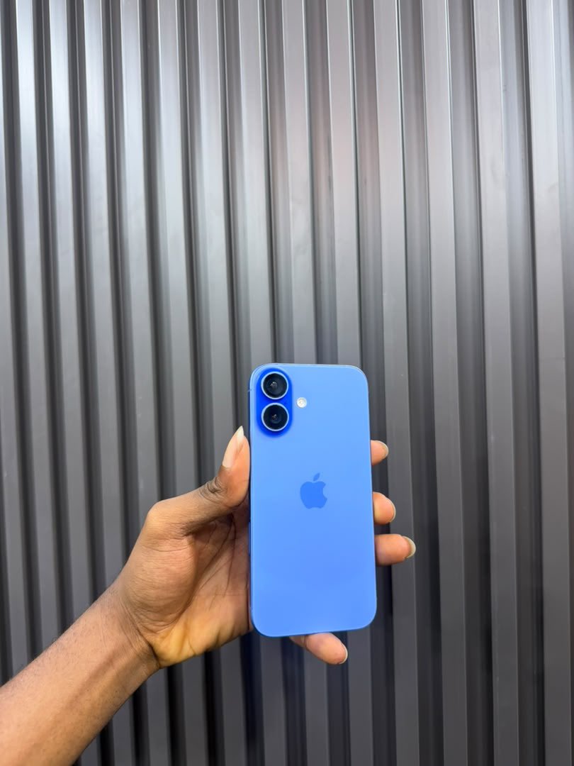 loidsmallz's tweet photo. It’s been a fucking while i posted business but today’s deals are for my people with small doe🥰

Used 15pro max 256GB 880k
Palliative 16 128GB 700k
Dum 16 12&amp;GB(earphones only) 640k
Palliative 15pro max 256GB 750k

📍Garrison
☎️09166335936 https://t.co/pXdK7GTMWp