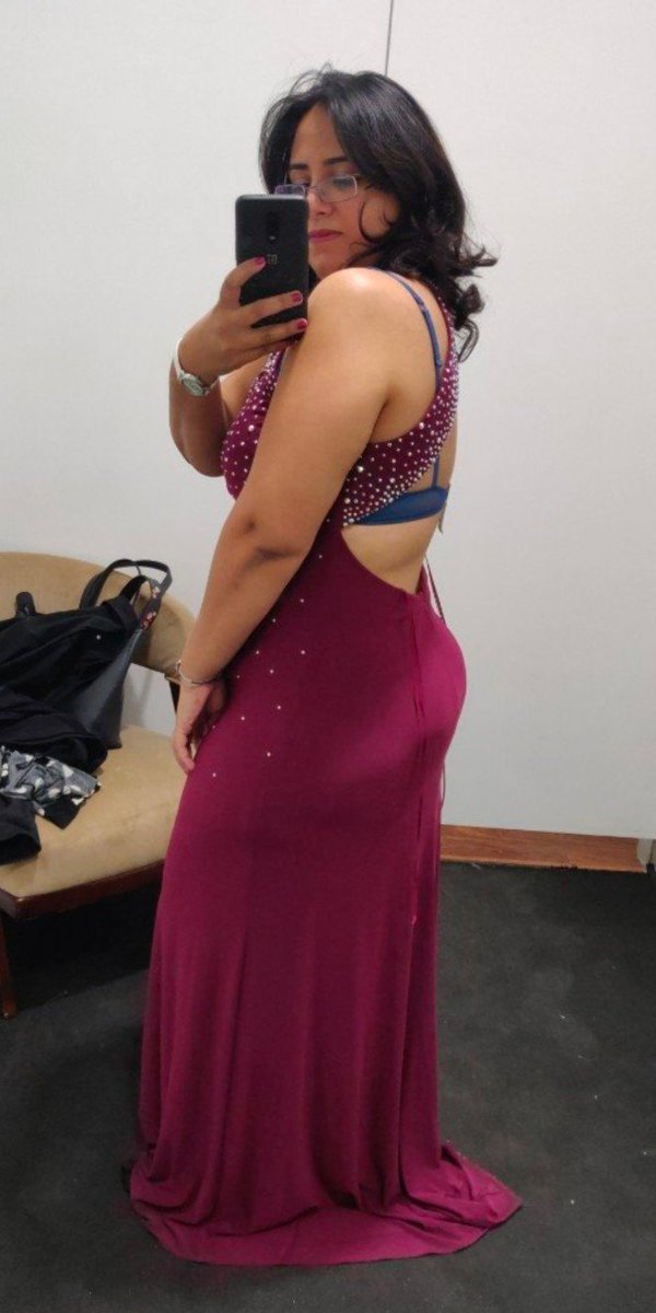allool200's tweet photo. Take off your bra. https://t.co/PTMq1yjiEs