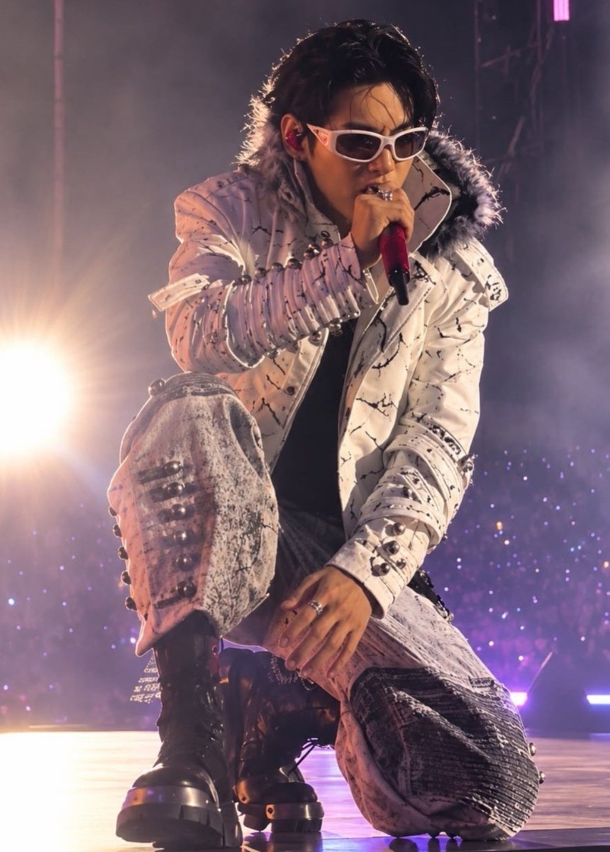taeprettyeyes's tweet photo. Rockstar ✯ https://t.co/wANhYZ5Umc