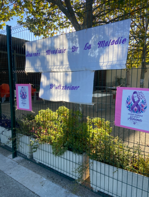CHMartigues's tweet photo. [ Retour en images sur la première édition de la Journée mondiale Alzheimer au Vallon ] https://t.co/AubSKMWw3G