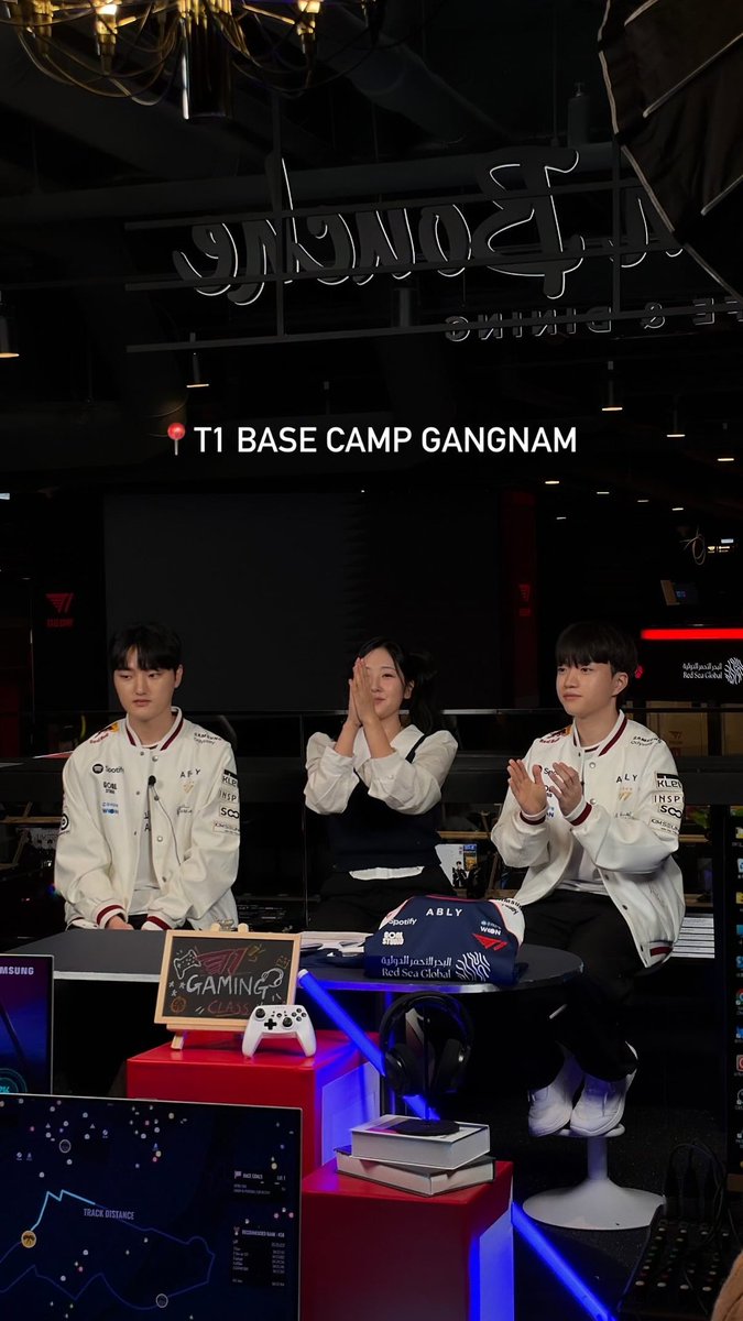 t1basecamp_gn's tweet photo. 📍T1 BASE CAMP GANGNAM

#T1BASECAMP #T1BASECAMPGANGNAM #TBC #ToBeConnected https://t.co/H7rZKIxgtb