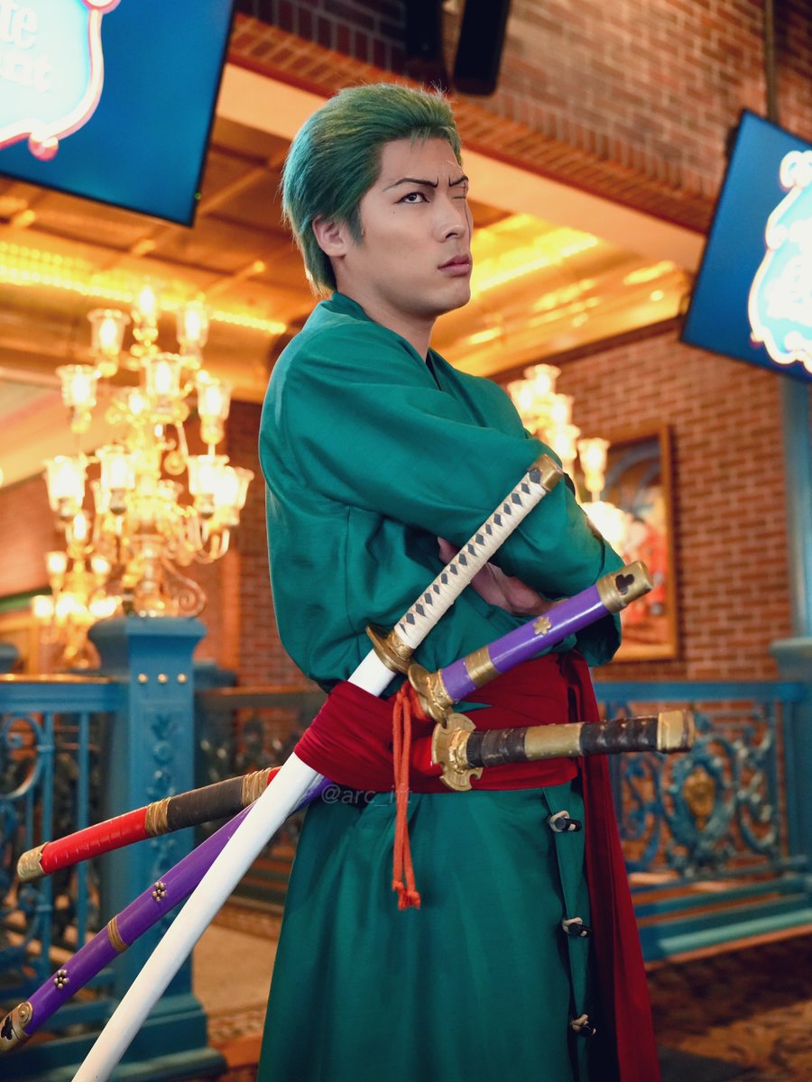 arc_ift's tweet photo. 2026.10/6
かっこいいけどところどころおもしろいゾロ⚔️
グータッチは力強すぎてびっくり🤜💥🤛
#サンレス https://t.co/UUUN20Ubvv