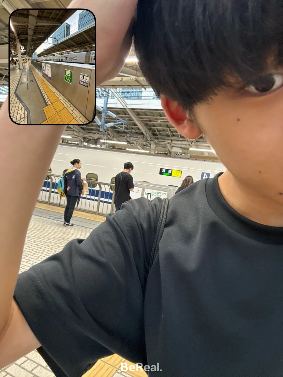 b6z8r's tweet photo. let's go大阪🐙🌍 https://t.co/7TlxcIjQe0