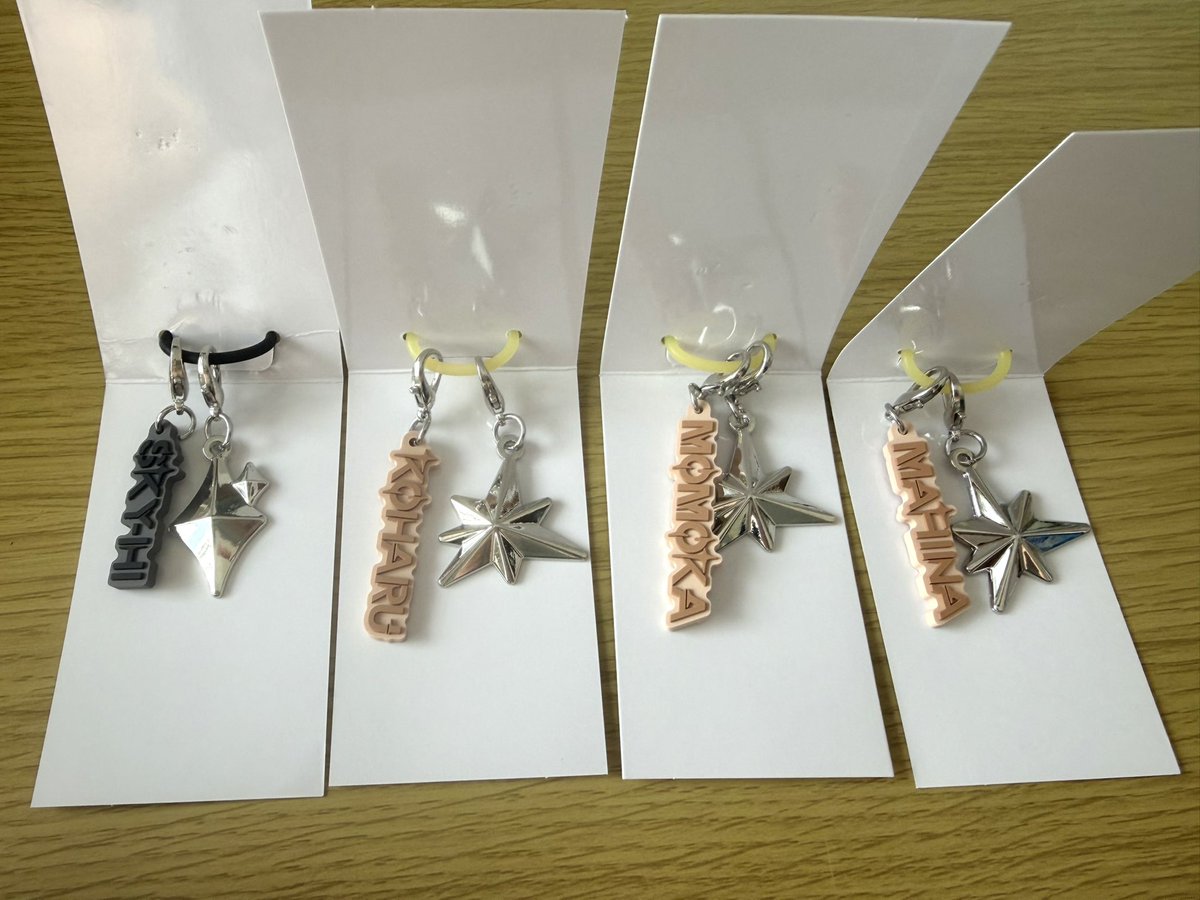 38_mz_'s tweet photo. BMSG FES'26 ランダムマーカーチャーム 交換 買取

【譲】MAHINA MOMOKA KOHARU (HANA)

【求】SEITO NAOYA > KAIRYU EIKI KANON (MAZZEL STARGLOW)

10/10 現地交換または郵送

買取していただける方、求チャームを買取させていただける方も探しております…！
よろしくお願いいたします😭
#BMSG交換 https://t.co/TXUpcjsb4J