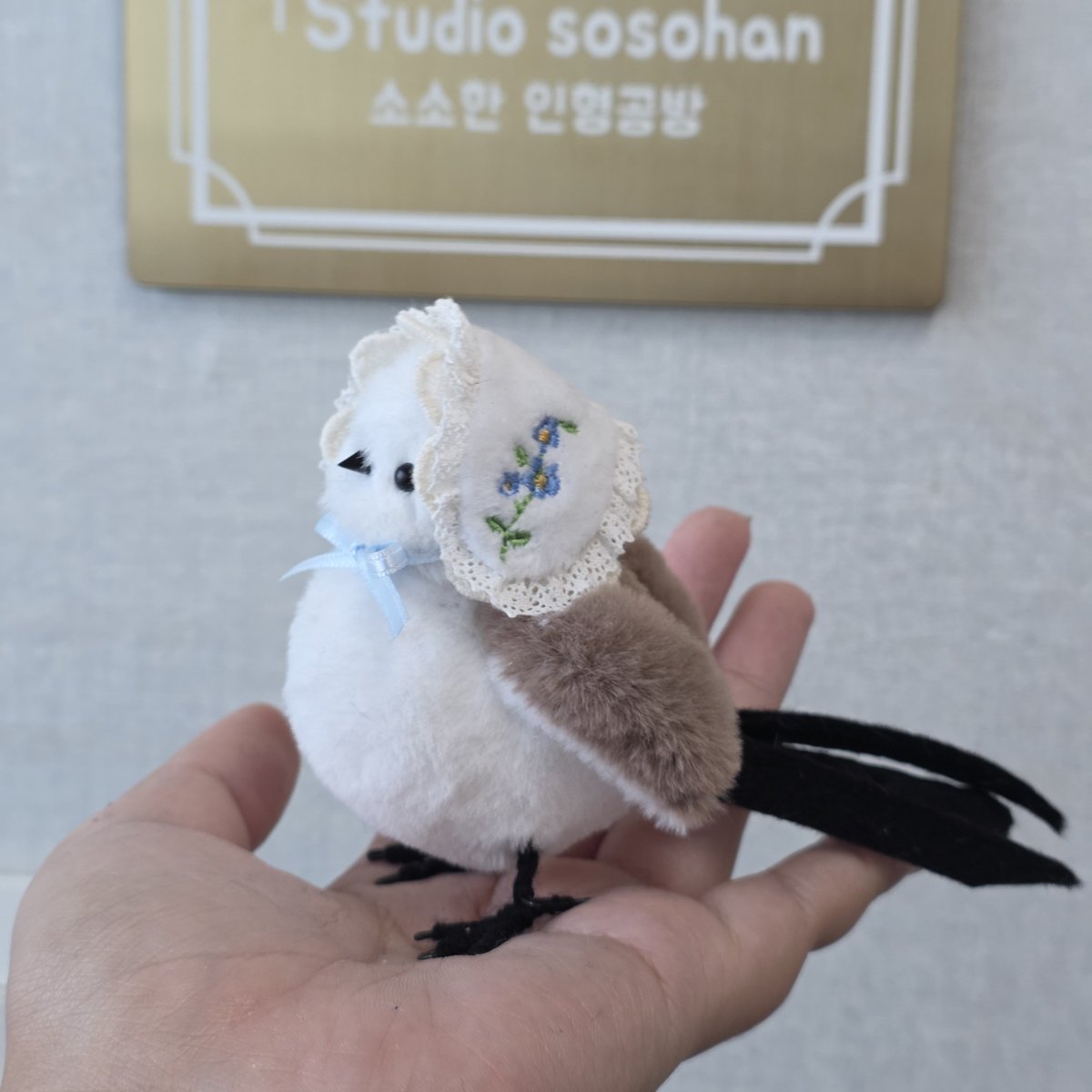 sosohan611004's tweet photo. 오목눈이 보닛 

원단 및 디자인 수정중(최종디자인×) https://t.co/fgEgdEOrz5