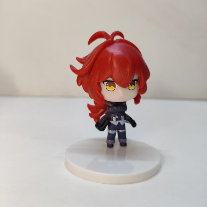 Ceelilie's tweet photo. This Diluc figure but it progressively gets worse https://t.co/w6WrhAb2e8