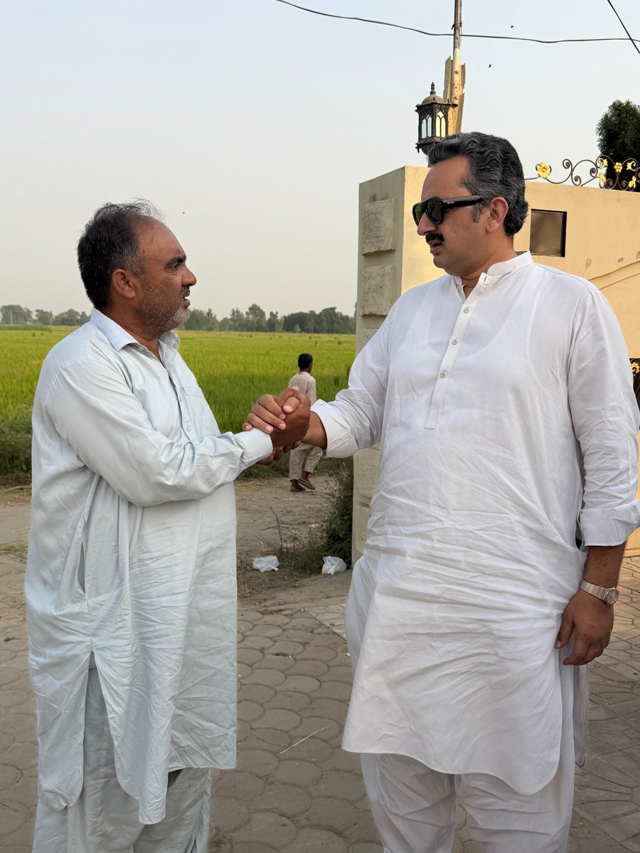 AdilBukshPK's tweet photo. رکن پور ، نواں کوٹ
#PP36 #PMLN #TeamABC https://t.co/2bQcAdf3Q9