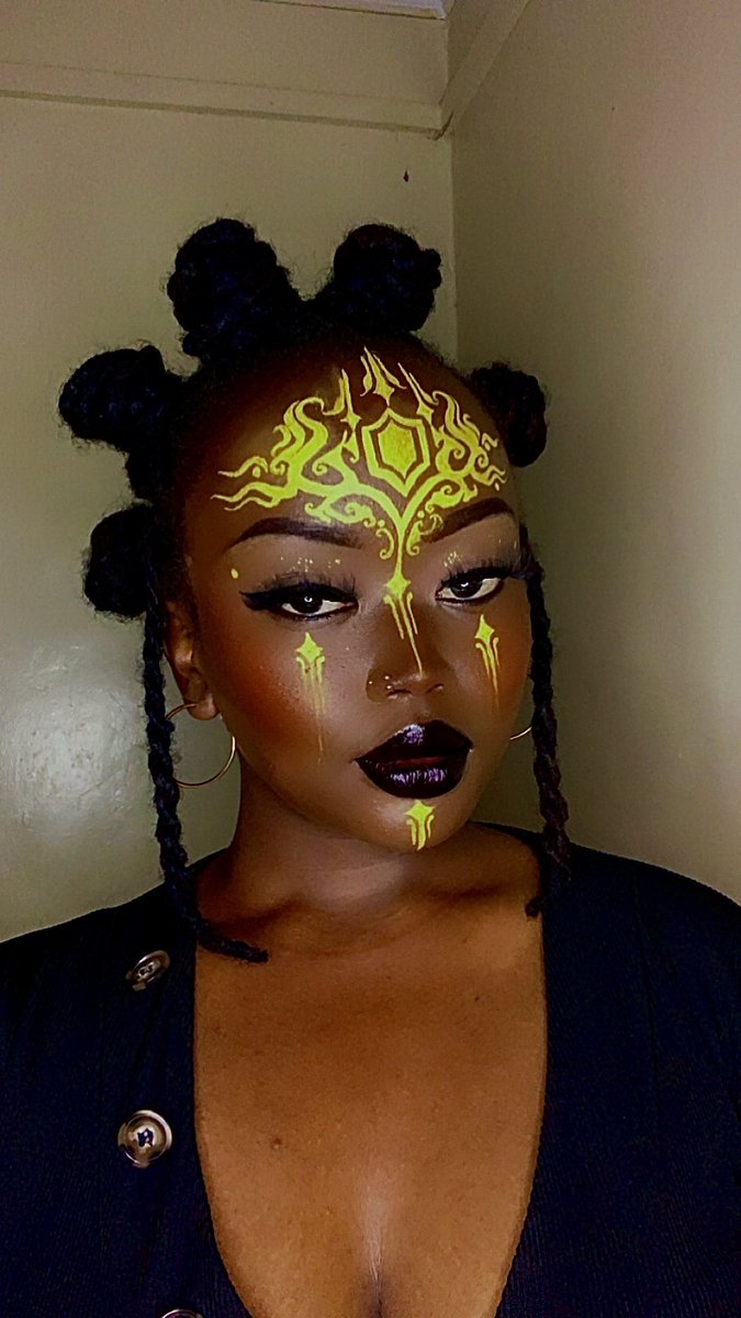 HerChubbyness's tweet photo. Look book! these have been in my gallery for a min. Scared to post on here 🥹. Now that I have the courage to, these looks were done by me last year. I loved them dearly. https://t.co/Q1kK9vzEVZ