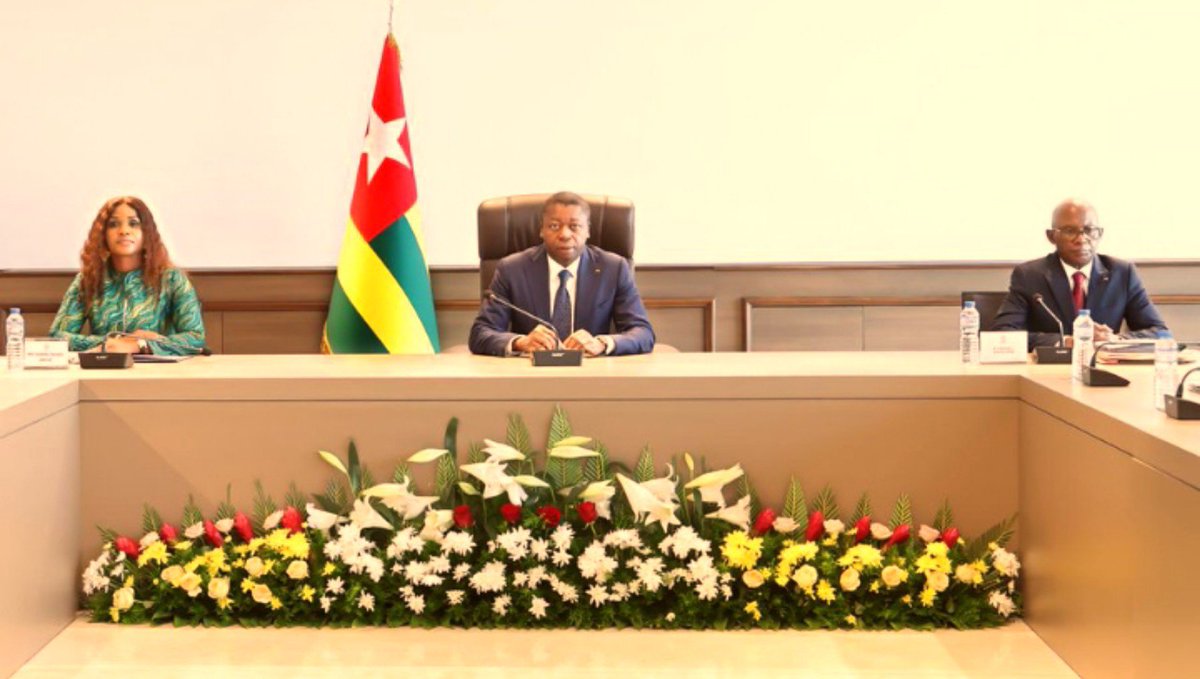 dambe_kombate's tweet photo. Le Togo vient de regrouper la #CITAFRIC et l’#AGETUR-TOGO au sein d’une nouvelle société, la #SONADU, chargée de l’aménagement urbain, de l’habitat et de la conduite des projets urbains.
La fusion intervient alors que les villes togolaises, particulièrement le Grand Lomé, connaissent une forte extension et que les besoins suivent le mouvement en matière de logements, de voiries, d’assainissement et d’équipements.
Reste à voir ce que cette nouvelle organisation changera concrètement sur le terrain...
🇹🇬
#Togo