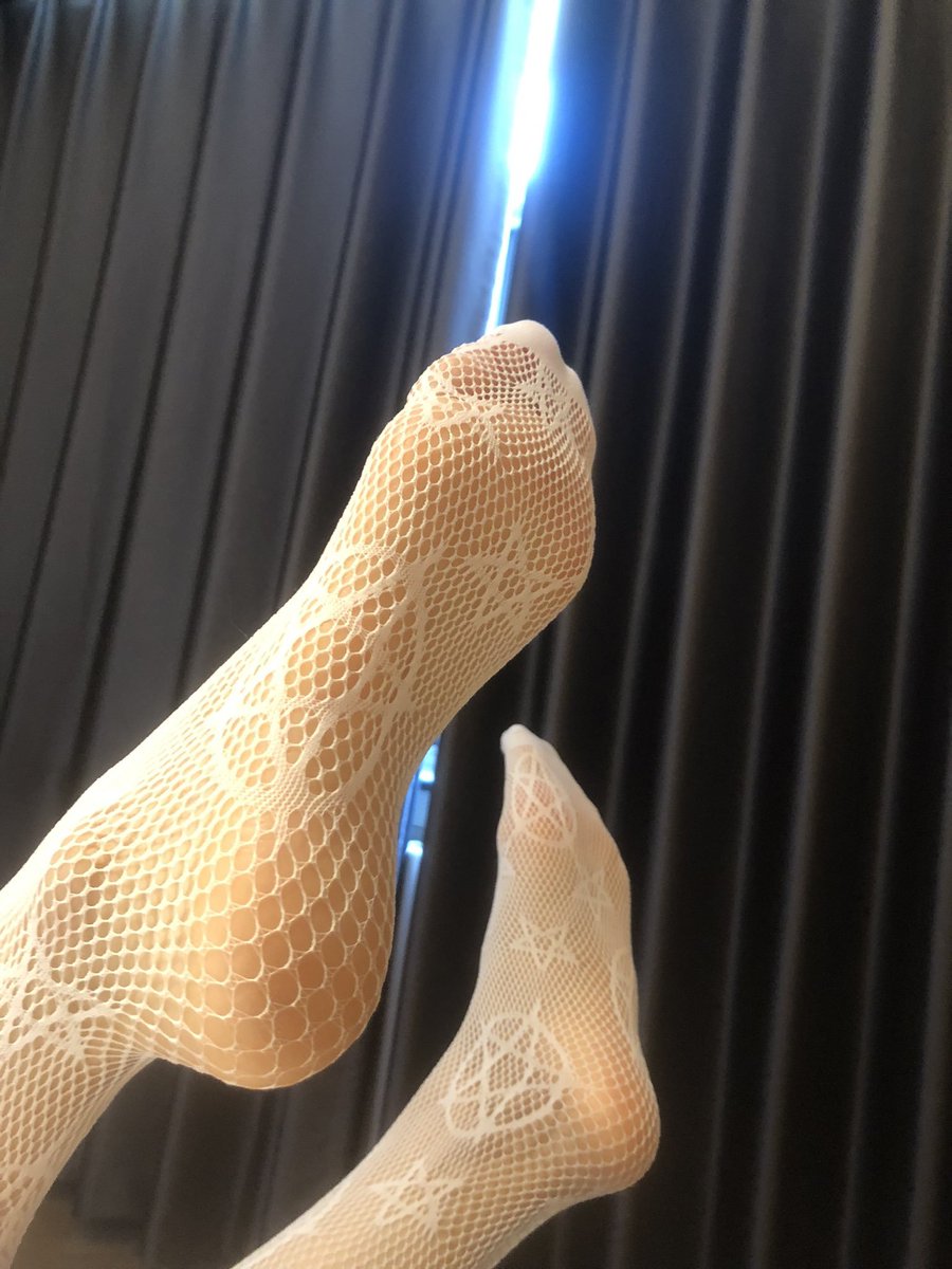 frefyandy's tweet photo. 济南有没有女s啊，我跟我的主想找个女s或者奴下奴。或者济南周边也可以呀，想体验一下三人。不介意可以私聊，不带脑子的不要来了。 https://t.co/lucWhmyEDP