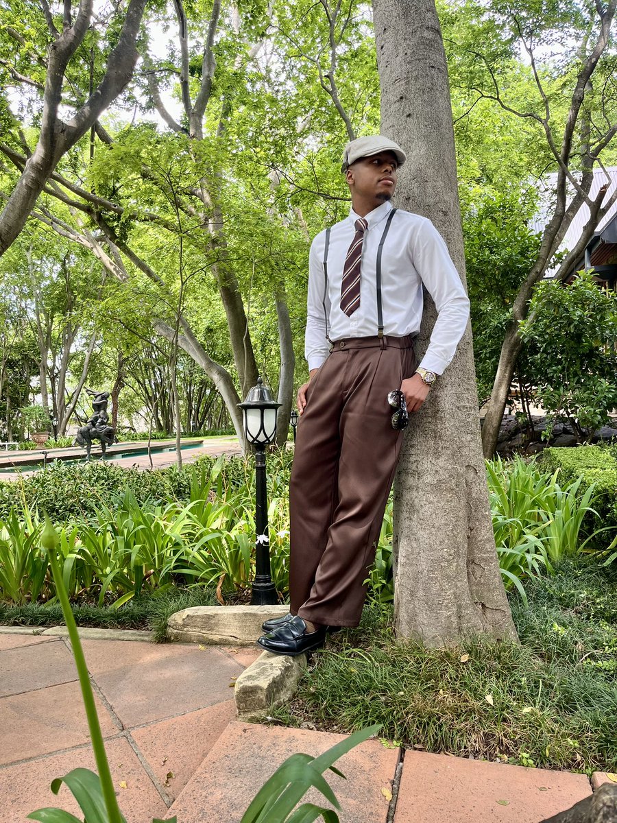 EmmanuelMatsi's tweet photo. Put on an 80s look🤎 https://t.co/3lyDYKOEdb