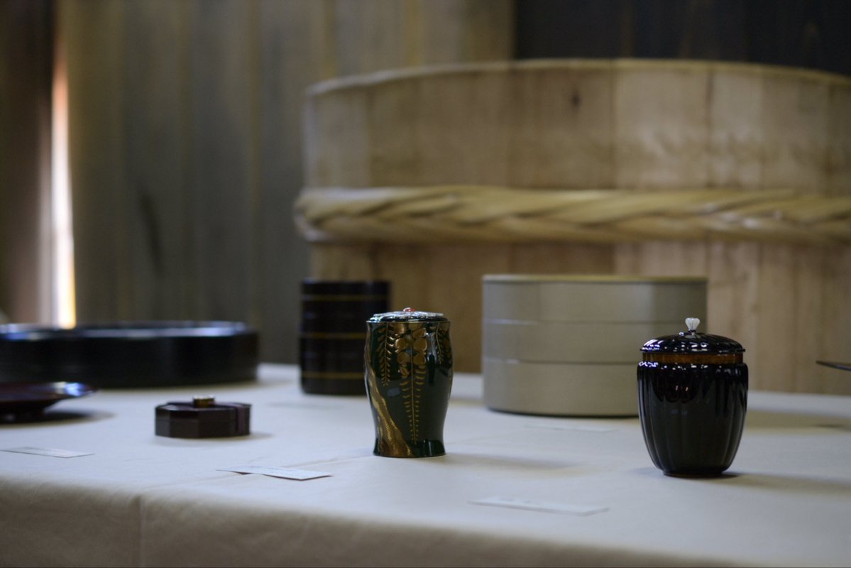 NaoyaNkn's tweet photo. 設営完了ゥ！
明日からお待ちしております！

●大坪直哉　漆芸展
10月9日(金)〜14日(水)
10時から18時
高木糀商店(金沢市東山1-9-3)
 髙木糀商店 ギャラリータカギ 
後援:北陸中日新聞 https://t.co/nYXflh5ion
