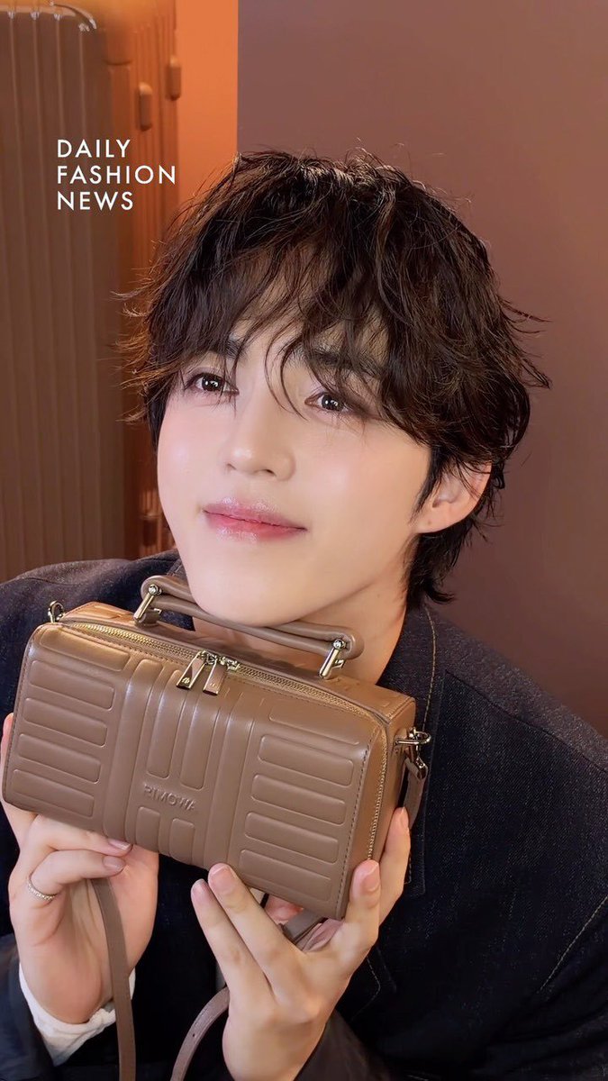 choichwesvt's tweet photo. 너무 예뻐서 >>>>나 이렇게 됨 https://t.co/QraMHaWkax