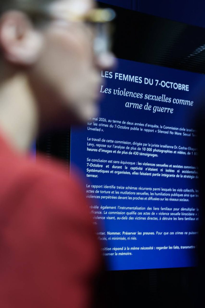 auroreberge's tweet photo. Avec le Premier Ministre, nous nous souvenons et nous nous inclinons devant les victimes du 7 octobre 2023. Dont 51 Français.

Jamais nous ne nous habituerons à l'antisémitisme. 

Le projet de loi de cohésion républicaine pour lutter contre le racisme et l'antisémitisme sera examiné le 14 décembre prochain au Sénat.